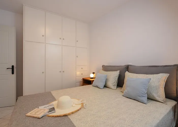 Lägenhet Prelude 2br Naxos Town Center Near